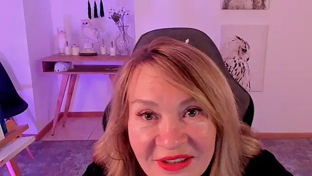 RosalindaFortuna online show from 02.19.25