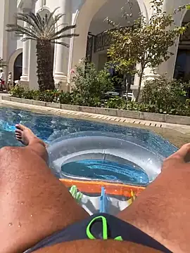 SecretlyDD online show from 03.10.25