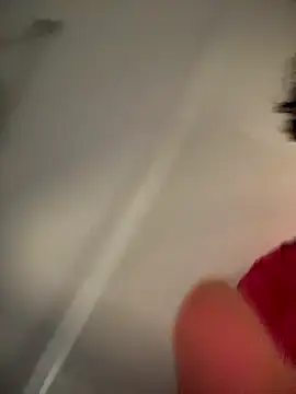 SecretlyDD online show from 10.10.25