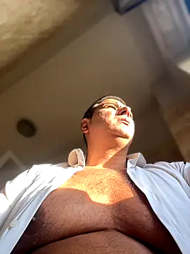 SecretlyDD online show from 11.13.25