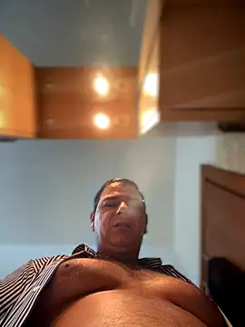 SecretlyDD online show from 11.21.25