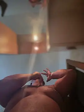 SecretlyDD online show from 02.02.26