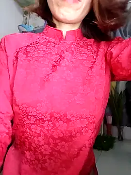 Lucy limon online show from 04.05.26