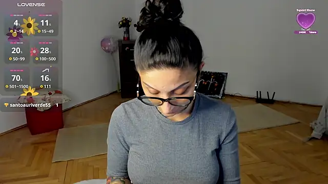 Snapshot of Lucky_Deniz chatting on 03.04.25 Lucky Deniz online show from 03.04.25