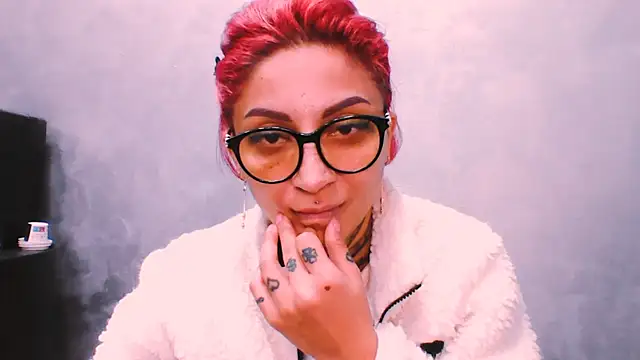 Snapshot of Lucky_Deniz chatting on 11.30.25 Lucky Deniz online show from 11.30.25