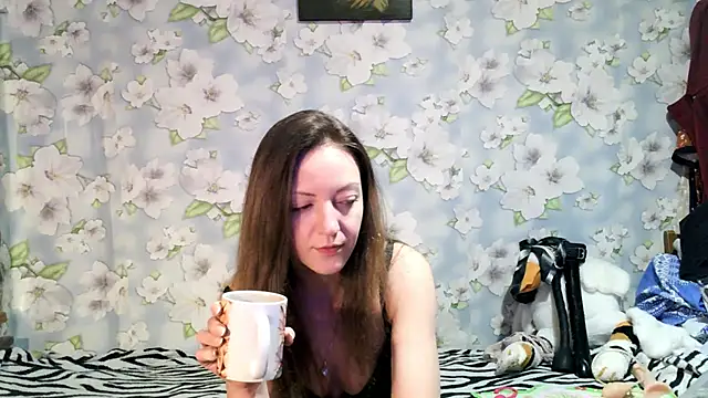 KattyLuuu online show from 01.23.25