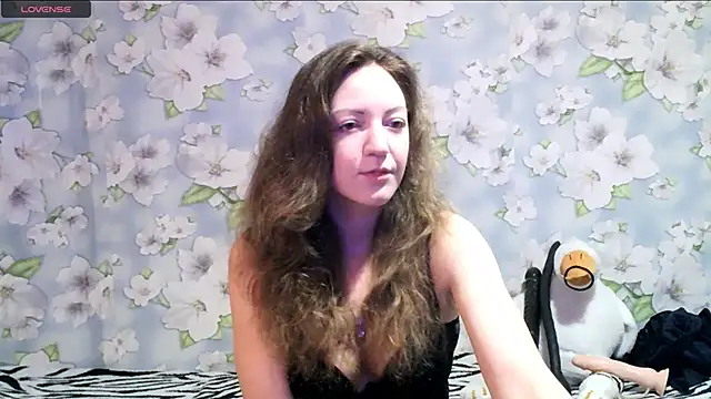 KattyLuuu online show from 02.08.25