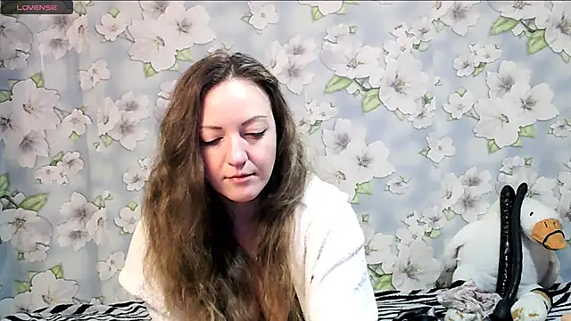 KattyLuuu online show from 03.01.25