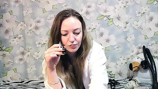 KattyLuuu online show from 03.02.25