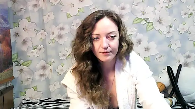 KattyLuuu online show from 03.03.25