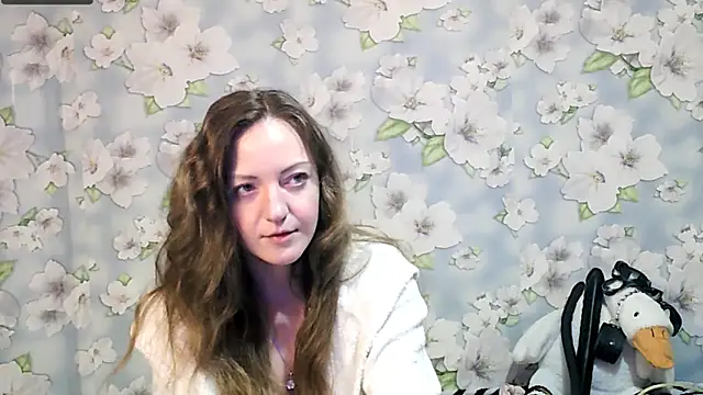 KattyLuuu online show from 03.08.25