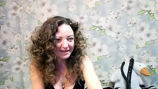 KattyLuuu online show from 03.19.25