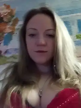 KattyLuuu online show from 12.19.25