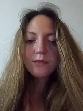 Snapshot of KattyLuuu chatting on 03.19.26 KattyLuuu online show from 03.19.26