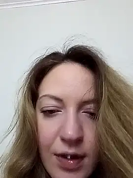 Snapshot of KattyLuuu chatting on 03.21.26 KattyLuuu online show from 03.21.26