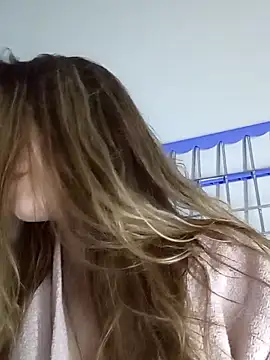 Snapshot of KattyLuuu chatting on 03.28.26 KattyLuuu online show from 03.28.26