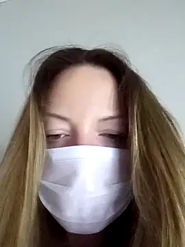 Snapshot of KattyLuuu chatting on 04.11.26 KattyLuuu online show from 04.11.26