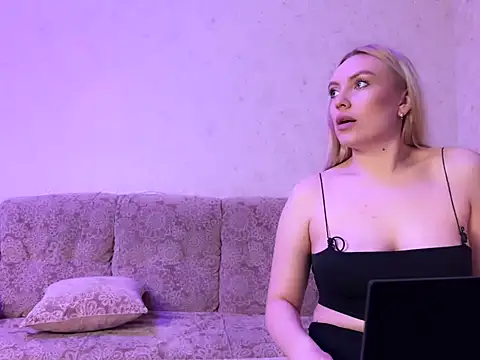 AzallandRoom online show from 12.04.25