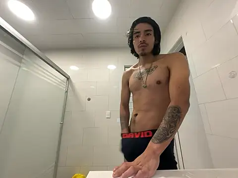 GIOOOO568 online show from 06.08.26