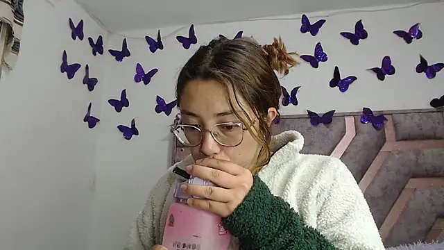 Anny Fox- online show from 11.22.25