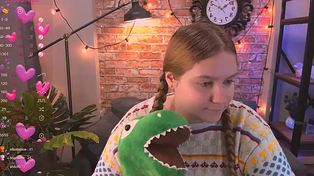 Snapshot of Ellie_Wellie chatting on 09.11.25 Ellie Wellie online show from 09.11.25