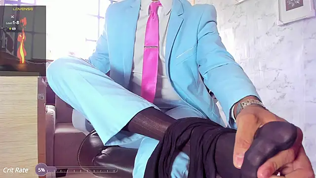 Hideintheoffice online show from 03.14.25