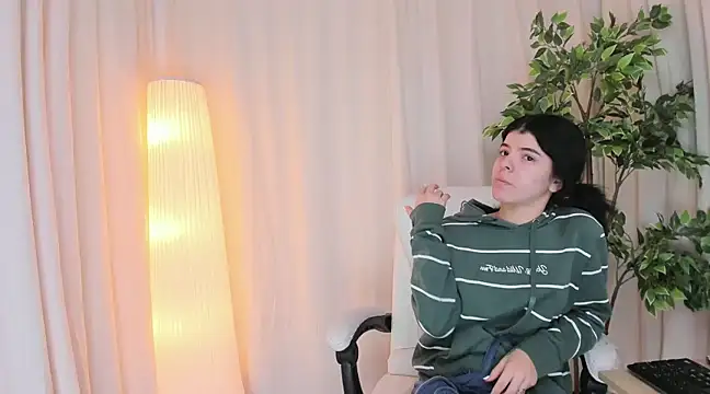 Maddy bennet online show from 03.20.25