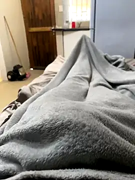 Snapshot of daddydiggg chatting on 10.23.25 daddydiggg online show from 10.23.25