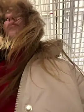 Snapshot of MayaMystic chatting on 02.12.25 MayaMystic online show from 02.12.25