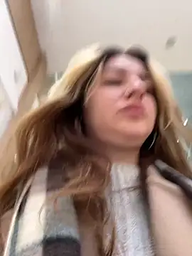 Snapshot of MayaMystic chatting on 02.28.25 MayaMystic online show from 02.28.25