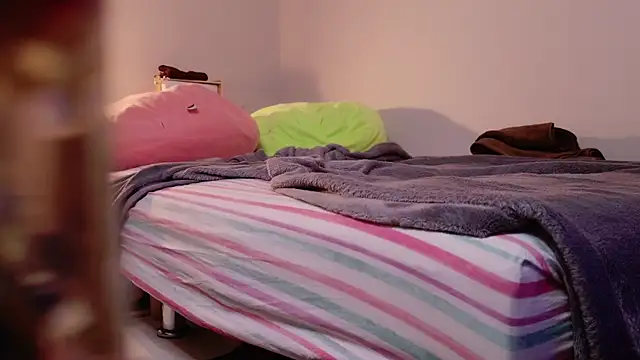 Night Scoop Cam online show from 12.23.24