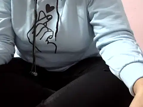 Housewife12 online show from 02.05.25