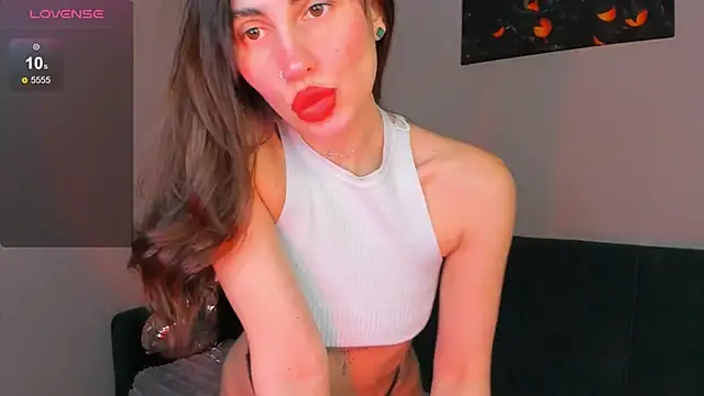 imMolly11 online show from 02.14.25