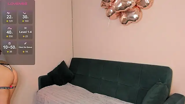 imMolly11 online show from 02.25.25