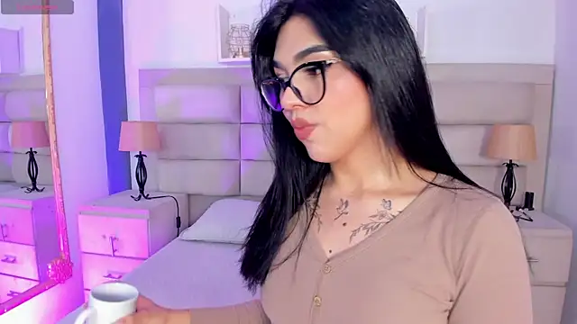 RoseCassie online show from 10.06.25