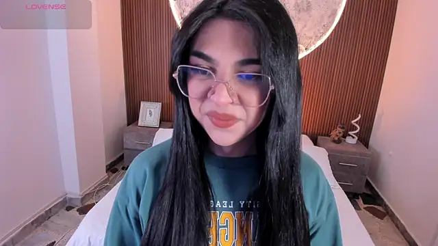 RoseCassie online show from 01.10.26