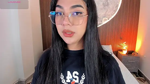 RoseCassie online show from 02.10.26