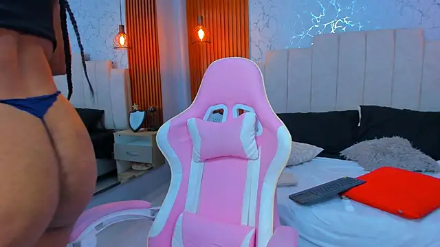 AinaraJimenez online show from 03.08.25