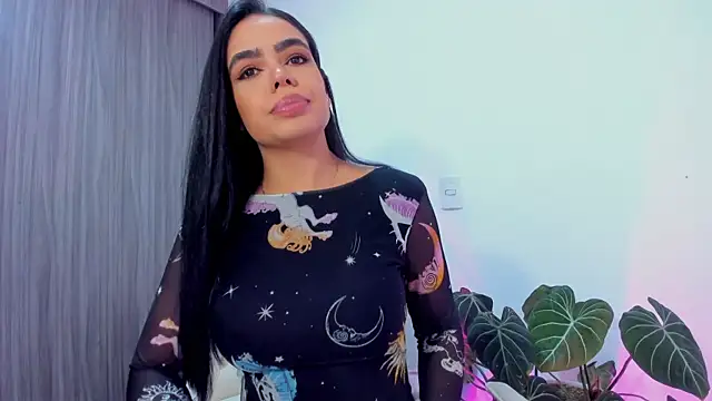 Snapshot of Sara_Leblanc chatting on 09.11.25 Sara Leblanc online show from 09.11.25