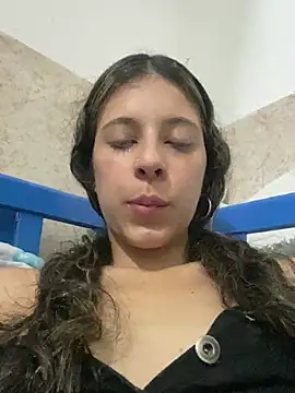 evaFiore online show from 03.22.25