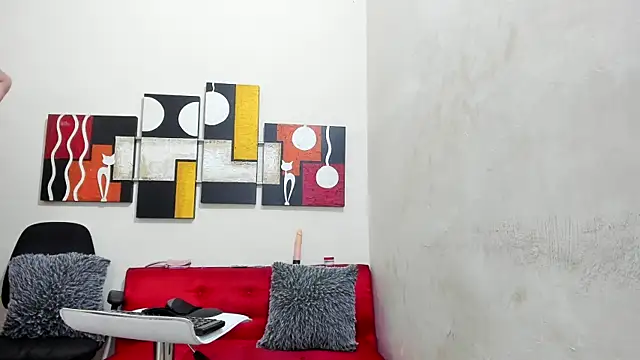 Mariana 16  online show from 02.07.25