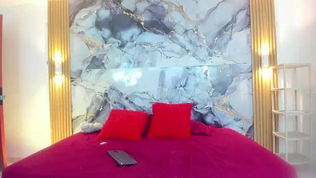 Mariana 16  online show from 02.07.26