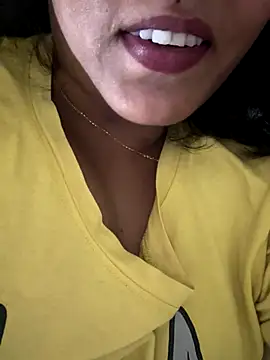 Snapshot of priyadevi17 chatting on 10.19.25 priyadevi17 online show from 10.19.25