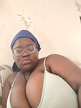 Damm Bobbies online show from 10.24.25