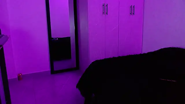 miia-liiam online show from 04.09.26