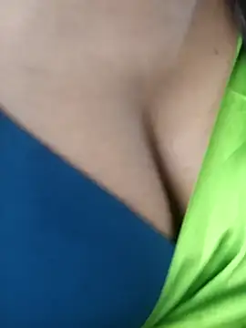 Snapshot of Mee_Neeharika chatting on 12.25.24 Mee Neeharika online show from 12.25.24