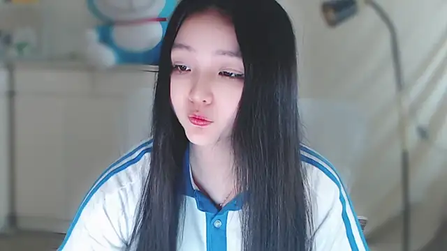 Snapshot of xiao-xiao-D chatting on 02.05.25 xiao-xiao-D online show from 02.05.25