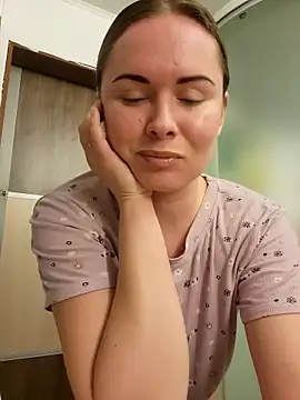  Miss Vanilla  online show from 03.21.25