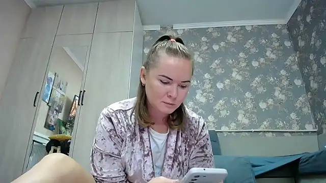  Miss Vanilla  online show from 09.22.25