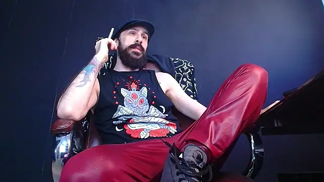 Snapshot of AxelColton chatting on 03.10.25 AxelColton online show from 03.10.25